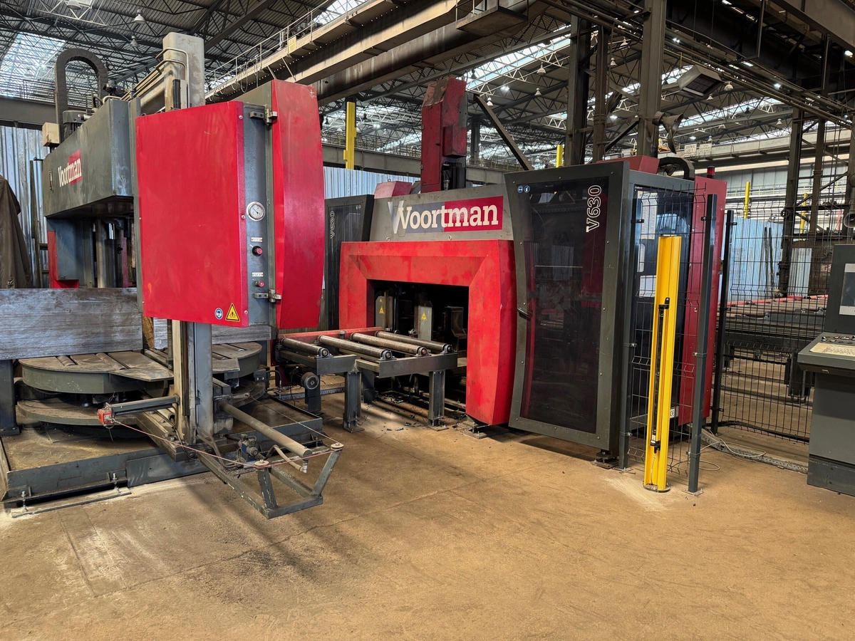 Cutting and Drilling with an Integrated CNC Line