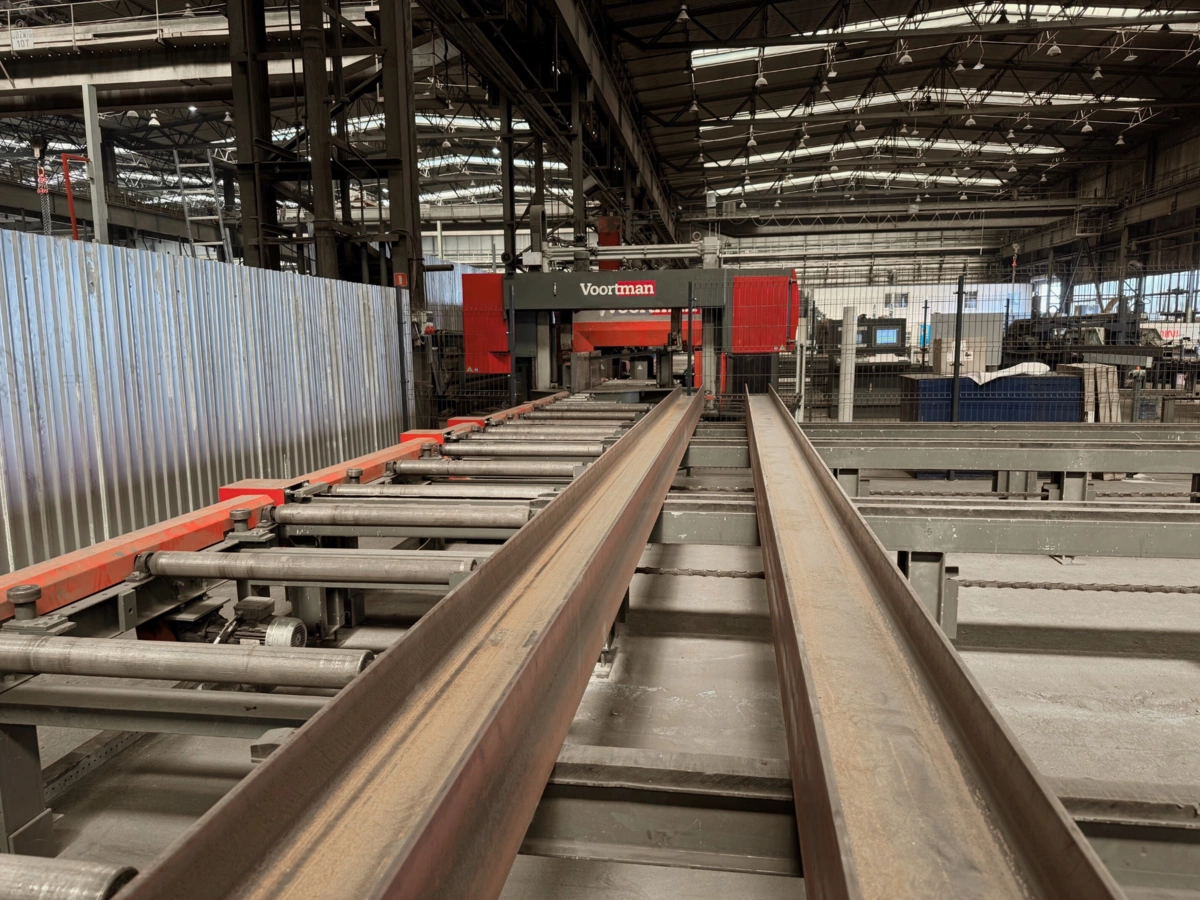 Nowa usługa w naszej ofercie: cięcie i wiercenie stali na zintegrowanej linii CNC